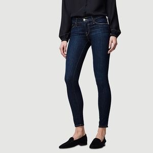 Frame Le Skinny de Jeanne Dark Blue Denim Jeans